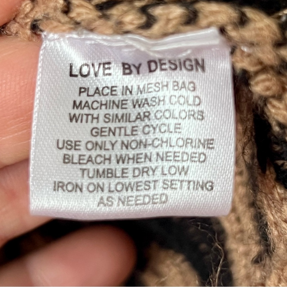 LOVE BY DESIGN Studded Leopard Print Cardigan Sweater—SZ. Small - Picture 10 of 16